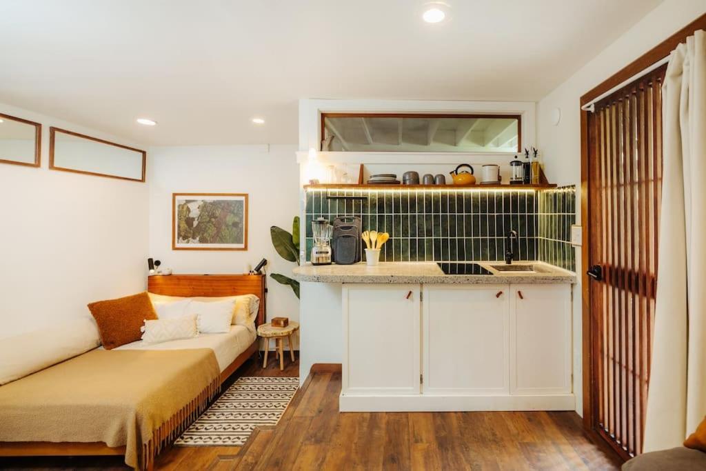 The Pohaku Studio At The Koi House Kailua Kültér fotó